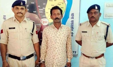 धमतरी पुलिस द्वारा लगातार अवैध कारोबारियों के खिलाफ की जा रही वैधानिक कार्यवाही, नशीली दवाई बिक्री करने वाला आरोपी गिरफ्तार