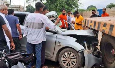 दर्दनाक सड़क हादसा, तेज रफ्तार कार खड़ी ट्रेलर से टकराई, मां समेत दो बेटियों की मौके पर ही मौत, दो गंभीर, परिवार में पसरा मातम