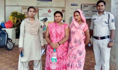 कथावाचक प्रदीप मिश्रा के कार्यक्रम में महिलाओं के गले से सोने की चैन खींचने वाले गिरोह का पर्दाफाश, 5 महिलाएं और 1 पुरुष गिरफ्तार