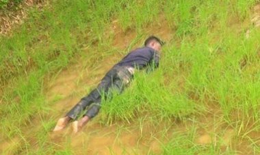 आदिवासी महिला के साथ गैंगरेप के फरार आरोपियों में एक नाबालिग आरोपी की उड़ीसा में करंट की चपेट में आने हुई दर्दनाक मौत