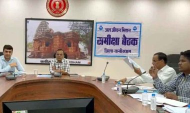 टेंडर लेने बाद काम नहीं करने पर दो ठेकेदार को किया गया ब्लैक लिस्टेड अमानत राशि राजसात करने की दी गई चेतावनी