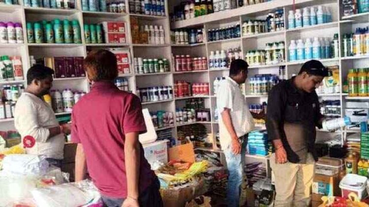 महासमुंद जिले में कीटनाशक दुकानों में गड़बड़ी, 9 दुकानदारों को कारण बताओ नोटिस जारी