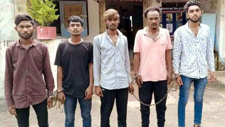 हत्या की नियत से पत्रकार पर जानलेवा हमला, पुलिस ने 5 आरोपियों को किया गिरफ्तार, एक बदमाश फरार, तलाश में जुटी पुलिस