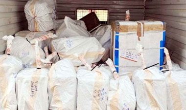 नवरात्रि के दौरान दिल्ली फ्लाइट से रायपुर पहुंची 9 करोड़ की 928 किलो चांदी  जब्त, छोटा हाथी में भरकर लाते पुलिस ने पकड़ा, जांच में जुटी GST टीम