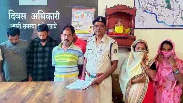 11 एकड़ की सरकारी जमीन बेचने वाली दो महिलाओं समेत 6 आरोपी गए जेल, कई लोगों को लाखों का लगाया चूना, अवैध कब्जे पर चला बुलडोजर