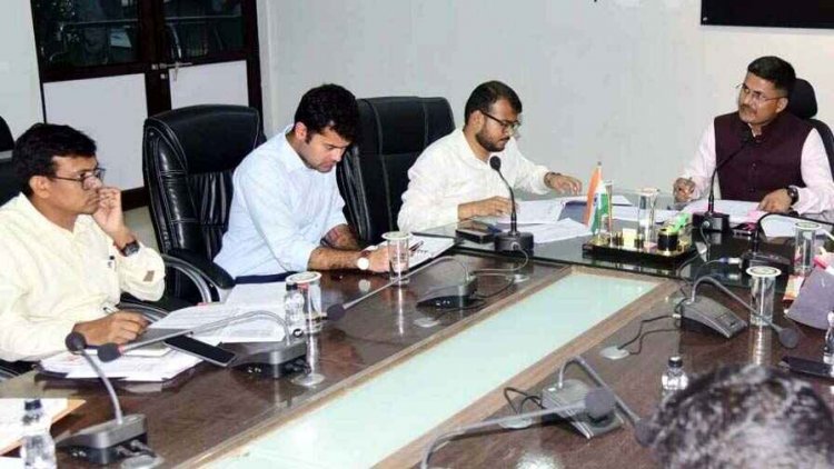 राजस्व मामले में लापरवाही, तीन तहसीलदारों को नोटिस, छत्तीसगढ़ उच्च न्यायालय जस्टिस ने दिया डिप्टी कलेक्टर के खिलाफ एफआईआर का आदेश