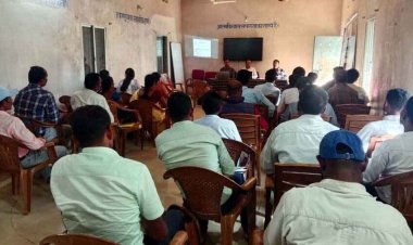 मैनपुर विकासखंड में बालवाड़ी कार्यक्रम की समीक्षा, बच्चों की प्रगति और भविष्य की कार्य योजना पर किया गया विचार विमर्श