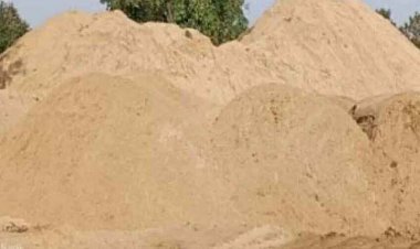 छत्तीसगढ़ में पहली बार गांव वालों ने कराई रेत घाट की नीलामी, ग्रामीणों ने एक करोड़ रुपये में दिया ठेका, वीडियो वायरल, जांच के आदेश जारी