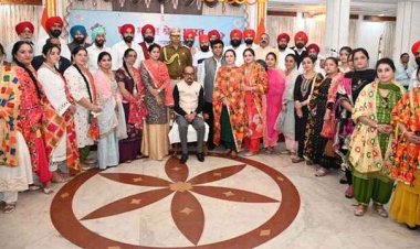 सांस्कृतिक कार्यक्रमों के साथ मनाया गया 5 राज्यों और केंद्र शासित प्रदेशों का स्थापना दिवस, छत्तीसगढ़ सिख संगठन को राज्यपाल ने किया सम्मानित