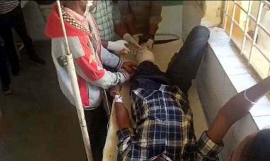 पुलिस भर्ती में फिजिकल टेस्ट देने जा रहे दो युवक हुए सड़क हादसे का शिकार, इलाज के लिए अस्पताल में भर्ती, किया रेफर