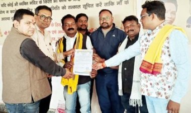 जय बुढ़ी मां गांडा महासभा की नव नियुक्त पदाधिकारियों का हुआ चयन, सर्वसम्मति से बनाये गए अध्यक्ष शंकर तांडी और महासिचव संजय सोनी