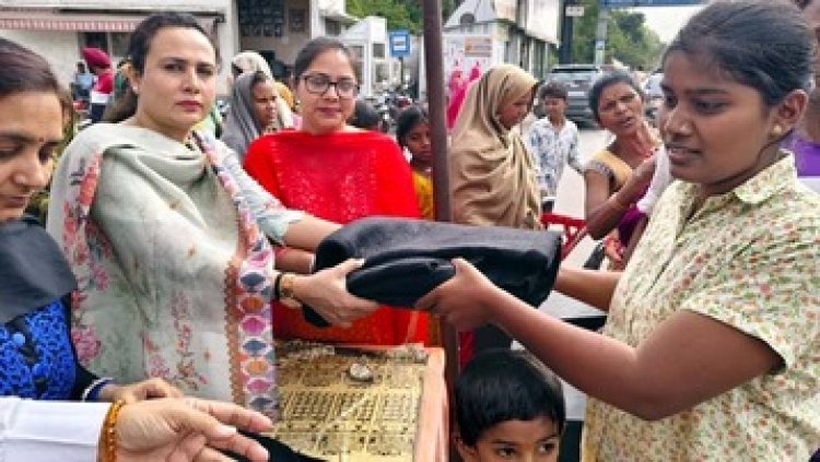 राजधानी में कल वीर बाल दिवस के उपलक्ष में छत्तीसगढ़ सिख संगठन ने जरुरतमंद लोगों को कंबल और पेड़ पौधे का किया वितरण