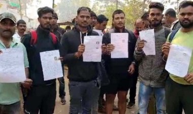 छत्‍तीसगढ़ पुलिस भर्ती विवाद, माना पुलिस कैंप फिजिकल टेस्‍ट में भेदभाव का लगा आरोप, कैंडिडेट्स ने सड़क पर उतरकर जताया विरोध