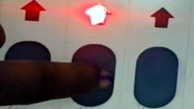 मतदान के दौरान फोटो खींचकर सोशल मीडिया पर वायरल, कलेक्टर ने लिया सख्त एक्शन, आरोपी मनीष सिंह के खिलाफ मामला दर्ज, मचा हड़कंप