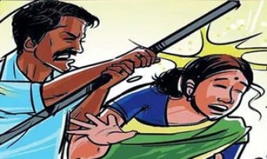 सरपंच और उसकी पत्नी की पिटाई, चुनावी रंजिश में गाली-गलौज और जान से मारने की धमकी, सात आरोपियों के खिलाफ मामला दर्ज