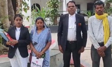 सरपंच की मौत के बाद मुआवजे की रकम पर हो रहा विवाद, गांव की महिला ने किया पत्नी होने का दावा, पहली धर्मपत्नी ने की शिकायत