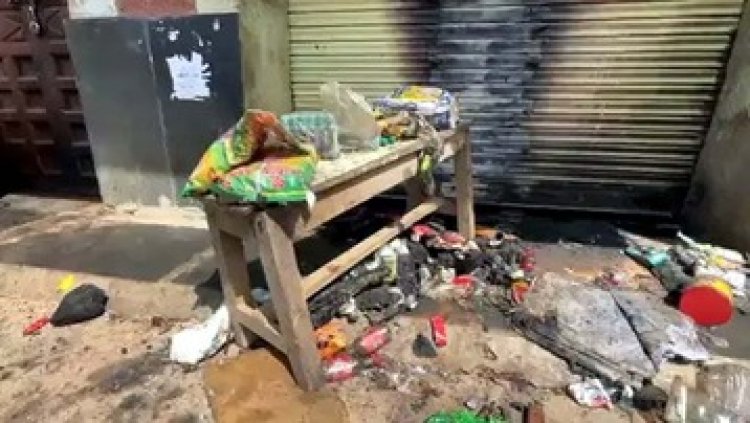 शपथ ग्रहण के बाद आधी रात सरपंच के भतीजे की दुकान को फूंका, तीन नकाबपोश आग लगाकर फरार, गांव में मचा हड़कंप, जांच में जुटी पुलिस