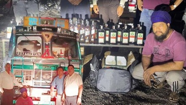 आबकारी टीम रायपुर की बड़ी कार्यवाही, हरियाणा प्रान्त की 27 बल्क लीटर अवैध विदेशी मदिरा सहित 14 पहिया टाटा ट्रक वाहन जप्त