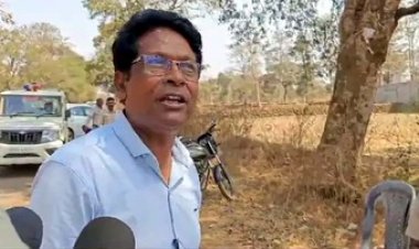 महिला टीचर के साथ समय बिताने निरीक्षण पर बार-बार पहुंच रहा BEO, जनदर्शन में शिकायत के बाद विकासखंड शिक्षा अधिकारी बसंत सस्पेंड