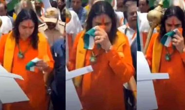 भाजपा विधायक बालमुकुंद आचार्य ने तिरंगे से पोछ ली नाक!, वीडियो जमकर वायरल, राष्ट्रध्वज के अपमान का VIDEO देख भड़की कांग्रेस