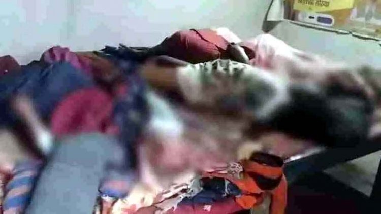 घर के अंदर मिली महिला समेत दो बच्चों की लाश, इलाके में फैली सनसनी, हत्या या आत्महत्या? गुत्थी सुलझा रही पुलिस