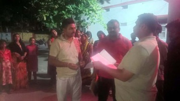 कबीरधाम के गांव में देह व्यापार के कारण नहीं हो रही युवाओं की शादी, परेशान ग्रामीण आधी रात पहुंचे एसपी कार्यालय