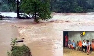 बारिश के बीच उफनती नदी में महिला और बच्चे समेत बहे चार लोग, एक युवती का शव मिला, तीन लापता, बाकी लोगों की तलाश जारी