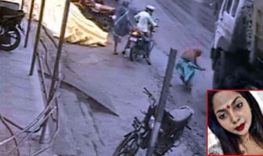 चलती ट्रेलर के नीचे कूदी बैंक से पैसे निकालकर सड़क किनारे खड़ी महिला, सुसाइड का LIVE VIDEO वाटरल, सिर को कुचलते निकला वाहन