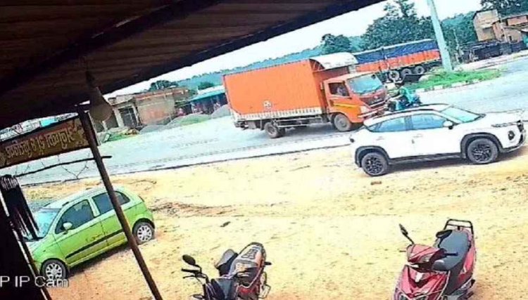 दर्दनाक सड़क हादसा, तेज रफ्तार माजदा ने बाइक सवार को मारी जोरदार टक्कर, मौके पर किसान की हुई मौत, गांव में पसरा मातम