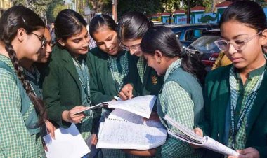 CBSE बोर्ड परीक्षा 2026 के लिए नियमों में हुए 7 बड़े बदलाव, अटेंडेंस की सख्ती, दो साल का कोर्स अनिवार्य, छात्र जरुर जान लें डिटेल