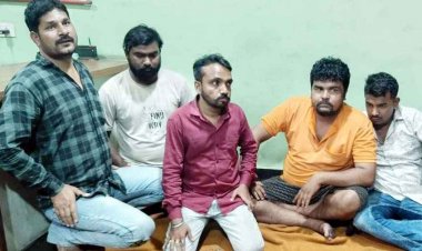 ट्रांसपोर्ट नगर में सजी 52 परियों की महफिल, जुआ खेलते 5 जुआरी गिरफ्तार, जुआरियों के कब्जे से 63,500 रुपये और 8 मोबाइल जप्त