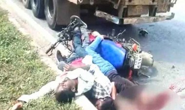 छत्तीसगढ़ में दर्दनाक सड़क हादसा, खड़ी ट्रक से टकराई तेज रफ्तार बाईक, तीन युवकों की दर्दनाक मौत, गांव में पसरा मातम