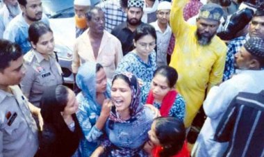 मारपीट और बहनों से छेड़छाड़ से परेशान नाबालिग भाई ने की खुदकुशी!, शव को सड़क पर रखकर प्रदर्शन, परिजनों ने लगाई इंसाफ की गुहार