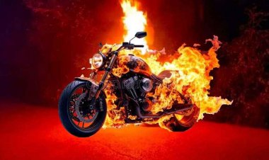 धनतेरस की रात जुआरियों पर कार्रवाई करने गई पुलिस, इधर आरक्षक की बाइक में बदमाशों ने लगा दी आग, मामले की जांच शुरु