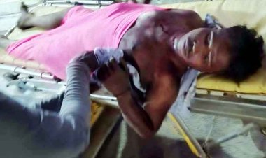 रेलवे स्टेशन परिसर में मिला युवक का शव, शरीर में हथियार से चोट के निशान, हत्या की आशंका, मृतक की नहीं हुई शिनाख्त, जांच में जुटी पुलिस