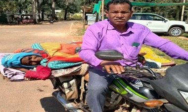 कैंसर पीड़ित पत्नी को बाइक पर लेकर भटक रहा पति, कबीरधाम में जेवर, बर्तन और अनाज तक बेचा, इलाज के लिए मिला 10 हजार, वेंटिलेटर पर मानवता