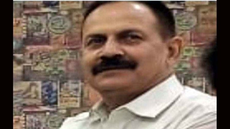 रिटायर्ड फूड अफसर पर छात्रा से दुष्कर्म और नग्न तस्वीरों से ब्लैकमेल का आरोप, पीड़िता ने वापस किए पैसे लेकिन नहीं माना आरोपी