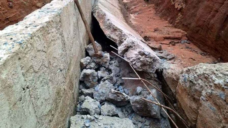 5 करोड़ की परियोजना में भ्रष्टाचार, निर्माण शुरु होते ही ढह गई 30 फीट की दीवार, किसानों में आक्रोश, कठोर कार्रवाई करने की मांग, आंदोलन की चेतावनी