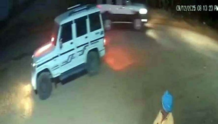 बीट गार्ड पर प्राइवेट बोलेरो में लाल बत्ती लगाकर अवैध वसूली का लगा आरोप, किसान ने किया डराकर पैसे मांगने की शिकायत, जांच के आदेश