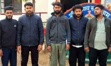 अभनपुर में युवक से मारपीट के बाद इनोवा से कुचलकर उतारा मौत के घाट, पुलिस ने 5 आरोपियों को किया गिरफ्तार, दो की तलाश जारी