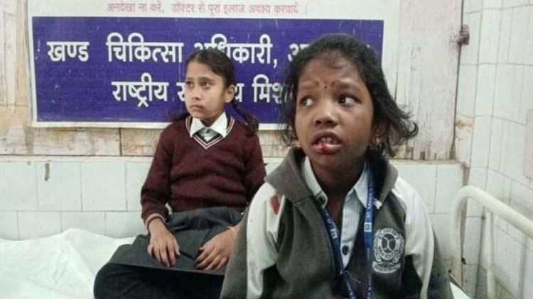 अज्ञात वाहन ने मारी जोरदार टक्कर, स्कूल वाहन पलटा, बड़ा हादसा टला, मैनेजमेंट की गंभीर लापरवाही आई सामने, अभिभावकों में भारी आक्रोश