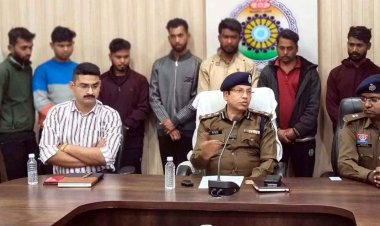 बाइक चोरी कर फर्जी दस्तावेजों से बिक्री, बड़े गिरोह का पर्दाफाश, कम्युटर आपरेटर समेत 7 आरोपी गिरफ्तार, लाखों की संपत्ति जप्त