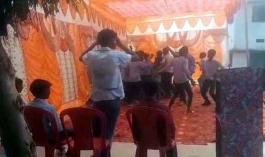 भोजपुरी गाने पर पीएम श्री स्कूल के छात्रों संग डांस करना प्रभारी प्राचार्य को पड़ा महंगा, Viral Video के आधार पर प्रिसिपल बसंत गुप्ता सस्पेंड