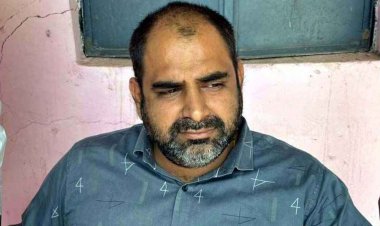 2 महीने पहले प्रमोट होकर बना अधिकारी, मैदान में मुरुम डालने SDO ने  मांगी 1 लाख रिश्वत, जनपद पंचायत में घूस लेते गोपाल कृष्ण गिरफ्तार