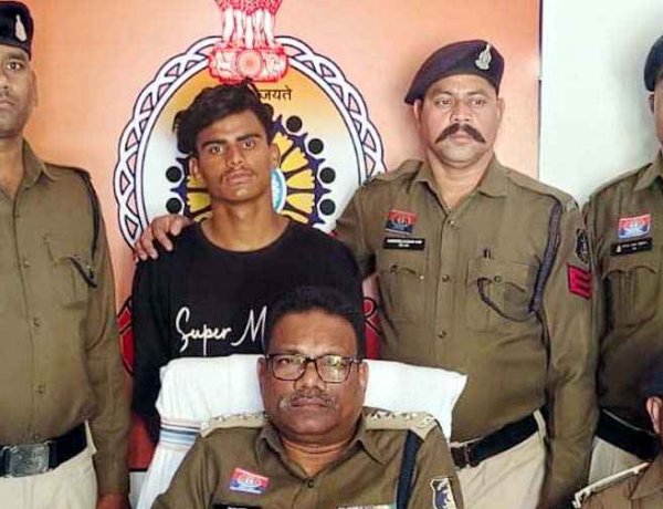 शिक्षक के घर चोरी, टेंट लगाते समय खराब हुई नियत, मौका पते ही कर्ज चुकाने कर दिया लाखों के जेवर पार, 24 घंटे में आरोपी कौशिक गिरफ्तार