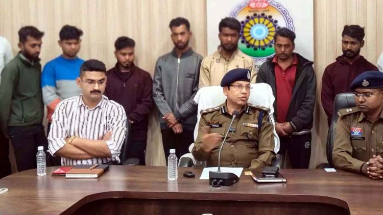 बाइक चोरी कर फर्जी दस्तावेजों से बिक्री, बड़े गिरोह का पर्दाफाश, कम्युटर आपरेटर समेत 7 आरोपी गिरफ्तार, लाखों की संपत्ति जप्त