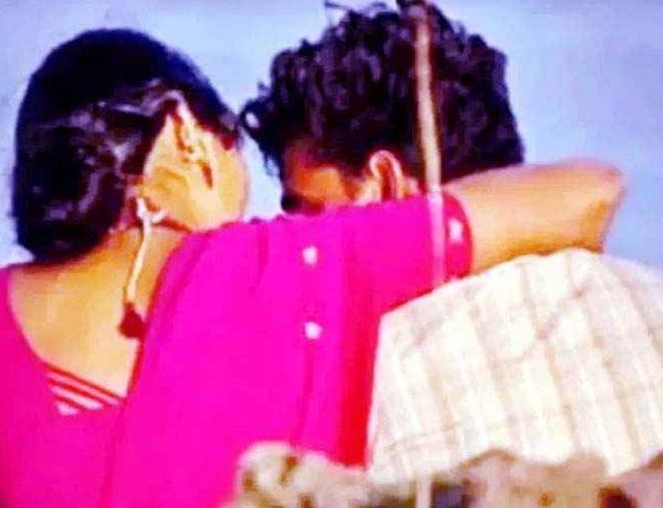 पति पर किन्नर के साथ प्रेम संबंध का आरोप; पत्नी ने मामला खत्म करने ठुकराया 5 लाख का ऑफर, महिला आयोग में शिकायत कर कार्रवाई की मांग