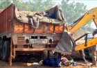 NH-30 पर भीषण हादसा: तेज रफ़्तार ट्रक ने  माजदा को मारी जोरदार टक्कर, सड़क हादसे 2 मजदूरों की मौत, अलग-अलग तीन हादसों में कुल 10 लोग घायल