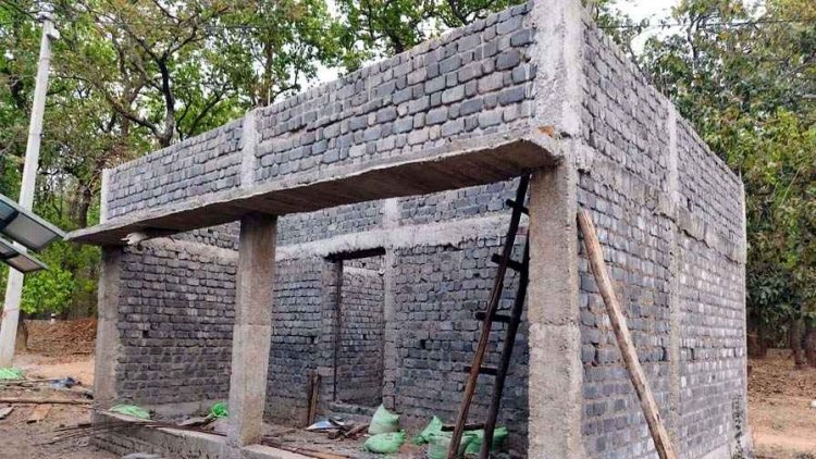 मुख्यमंत्री जनमन योजना में भ्रष्टाचार का आरोप, गरियाबंद में 3 साल बाद भी अधूरे 38 कमार आदिवासियों के आवास, 95 लाख डकार गए ठेकेदार!