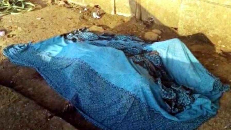 रिंग रोड में मिला खून से लथपथ शव, मंदिर के पास अज्ञात महिला की पत्थर से कुचलकर बेरहमी से हत्या, प्राइवेट पार्ट में मिली प्लास्टिक बोतल!, मचा हड़कंप